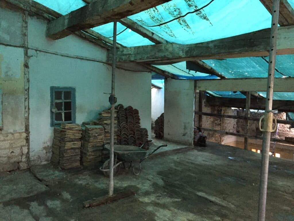 Chapeau-rouge remplacement couverture